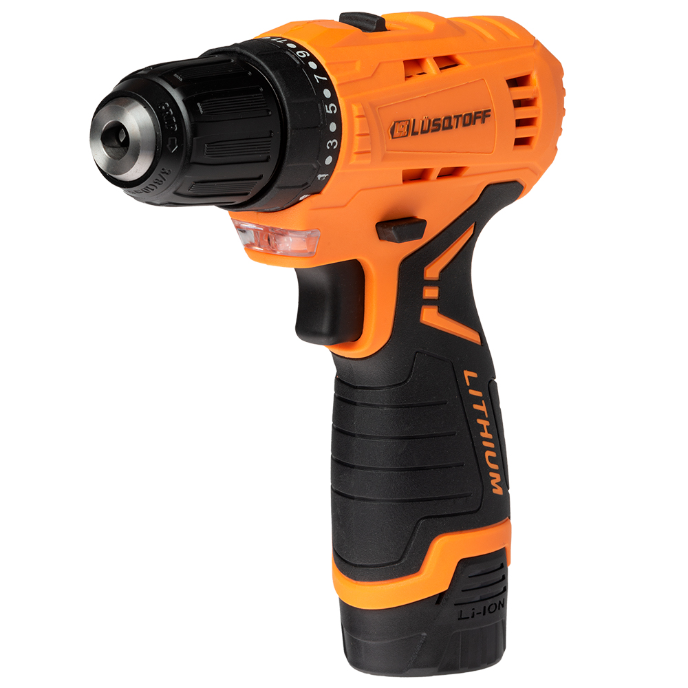• Fuente de alimentación: batería
• Voltaje: 12 v
• Velocidad: 0-350 Rpm - 0-1050 Rpm
• Mandril: 0.8 – 10 mm
• Alta (2) 0-1200/ min / baja (1) 0-350 / min
• Torque: alta 35N.M – baja 25N.M.
• No tiene función de percutor
• Tiene una batería no extraible
• La carga de batería es de 2 a 3 horas
• Perforación en Metal: 10 mm
• Perforación en Madera: 21 mm
• Tornillo para madera: 5.1 mm x 63 mm
• Atornillador: M6
• Peso: 2,3 Kg

INCLUYE:
Destornillador plano de 5,8 x 100 mm.
Destornillador philips de 5,8 x 100 mm.
Pinza alicate punta larga de 6 pulgadas
Mechas de 5, 9 y 8 mm.
Cutter
20 juego de puntas para atornillador de 25 mm.
Punta plana para atornillar (PH1) de 50 mm.
1 punta Phillips para atornillador (PH1) de 50 mm.
Punta Phillips para atornillador (PH2) de 50 mm.
Mango para puntas
Bocatubos magnético para atornillador
Fuente de carga LQF220
Maletín de traslado
Incluye dos baterías extraíbles


• Uso hogareño.
• Diseño ergonómico y compacto.
• Traba de protección durante su uso.
• Traba de seguridad en punto medio.
• Mandril de 10 mm. de PVC y puntera de metal.
• Mandril de ajuste rápido.