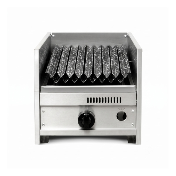 GABINETE EXTERIOR: Acero inoxidable.
PARRILLA: Doble enrejado.
PLACAS DIFUSORAS: Hierro fundido.
GRASERO: Acero inoxidable.
QUEMADORES: De acero tubulares independientes.